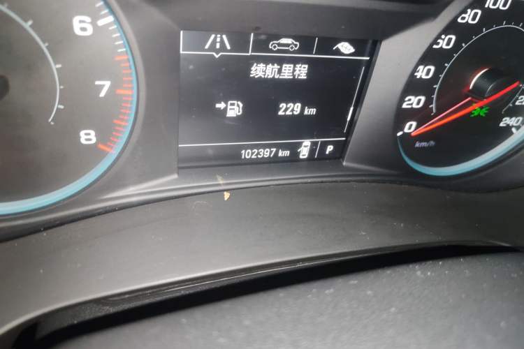 Used Chevrolet Malibu XL 2017 1.5T Automatic Ruichi Edition Odometer Close Up