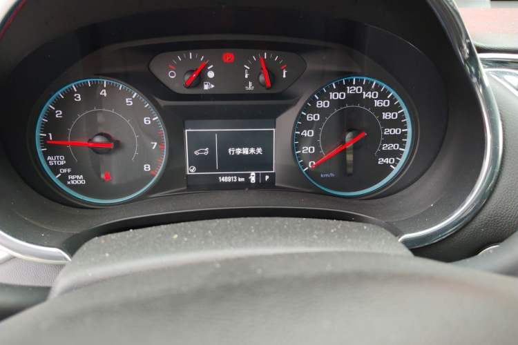 Used Chevrolet Malibu XL 2017 1.5T Automatic Ruichi Edition Odometer Close Up