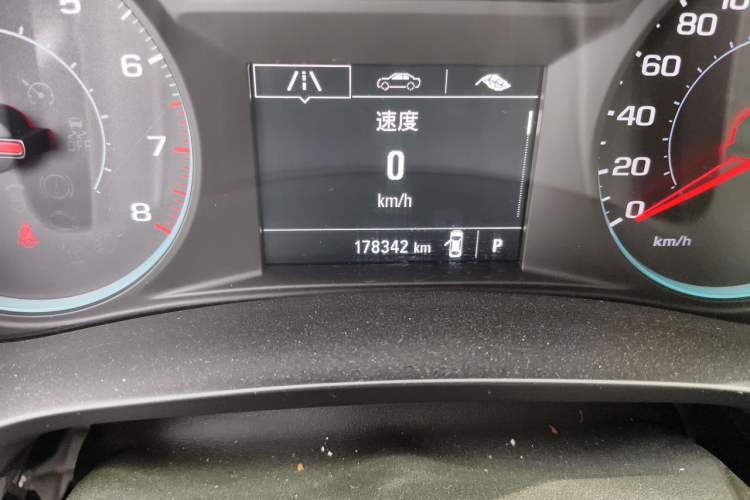 Used Chevrolet Malibu XL 2017 1.5T Automatic Ruichi Edition Odometer Close Up