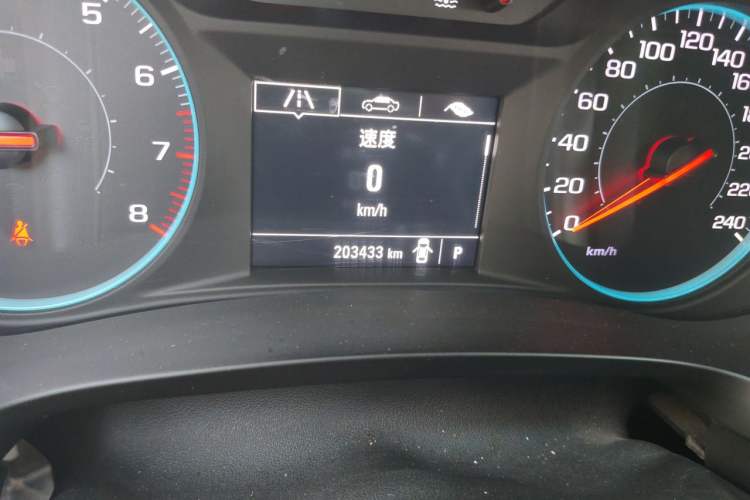 Used Chevrolet Malibu XL 2017 1.5T Automatic Ruichi Edition Odometer Close Up