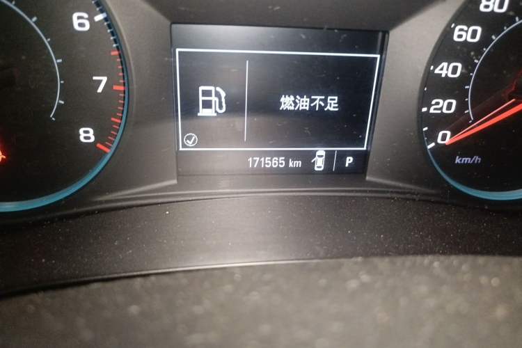 Used Chevrolet Malibu XL 2017 1.5T Automatic Ruichi Edition Odometer Close Up