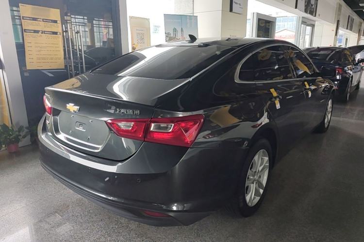 Used Chevrolet Malibu XL 2017 1.5T Automatic Ruichi Edition Rear Right 45 Deg