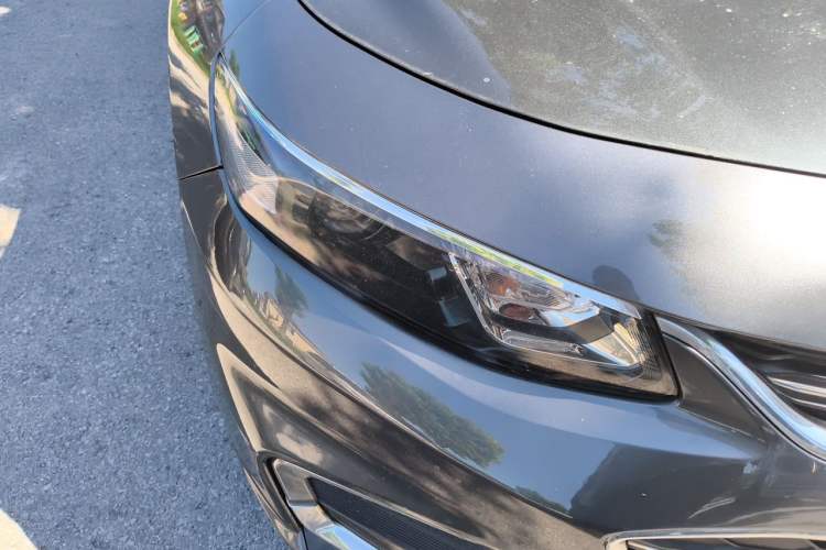 Used Chevrolet Malibu XL 2017 1.5T Automatic Ruichi Edition Right Front Headlight