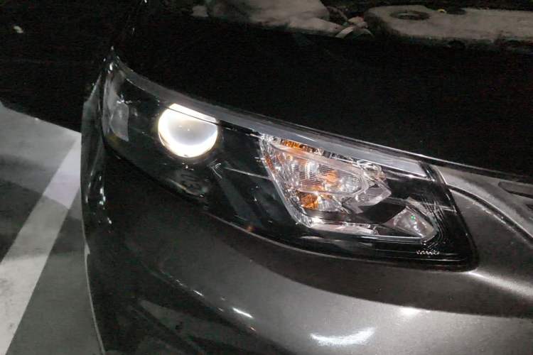 Used Chevrolet Malibu XL 2017 1.5T Automatic Ruichi Edition Right Front Headlight