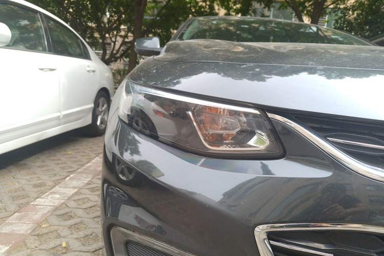 Used Chevrolet Malibu XL 2017 1.5T Automatic Ruichi Edition Right Front Headlight