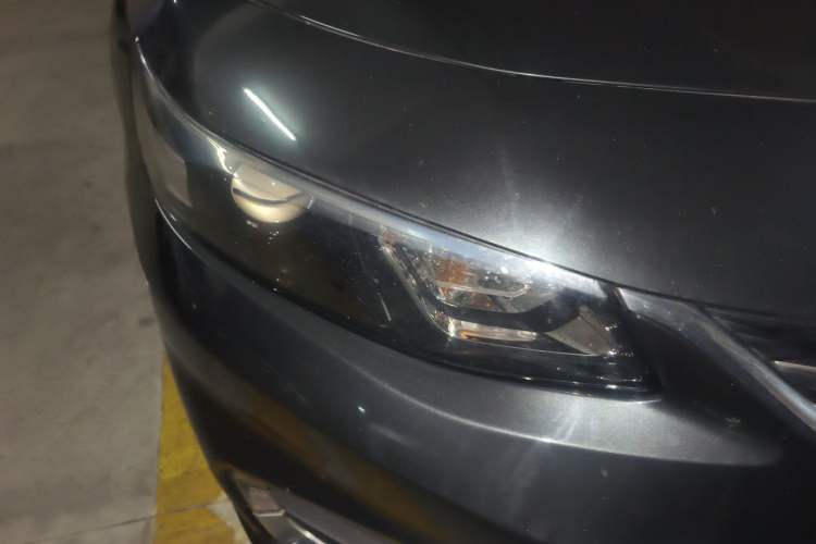 Used Chevrolet Malibu XL 2017 1.5T Automatic Ruichi Edition Right Front Headlight