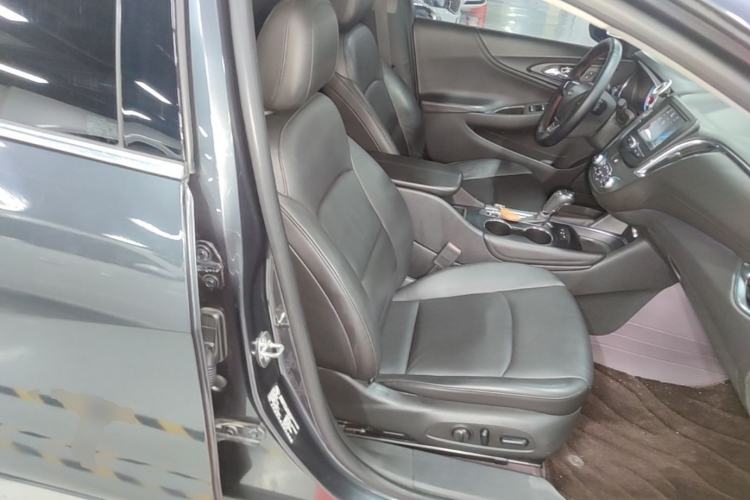 Used Chevrolet Malibu XL 2017 1.5T Automatic Ruichi Edition Right Front Seat