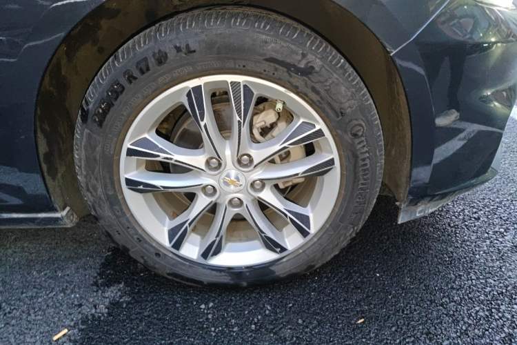 Used Chevrolet Malibu XL 2017 1.5T Automatic Ruichi Edition Right Front Wheel Hub