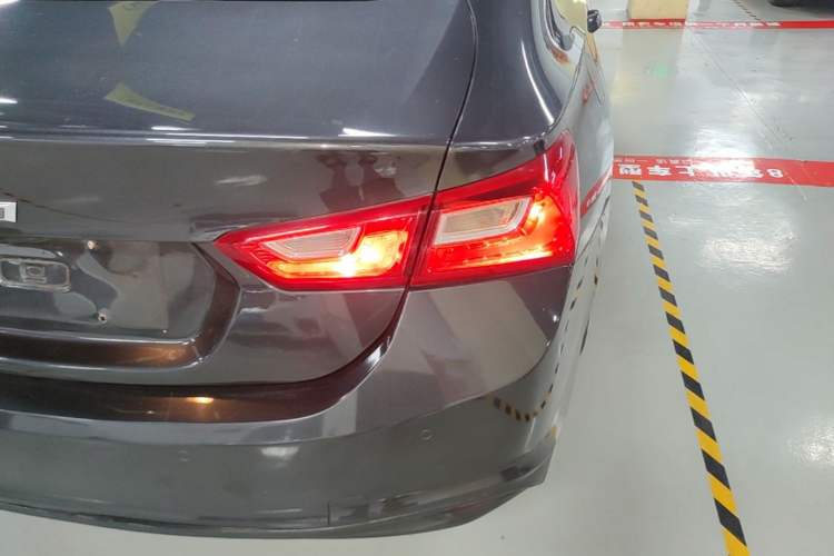 Used Chevrolet Malibu XL 2017 1.5T Automatic Ruichi Edition Right Rear Taillight