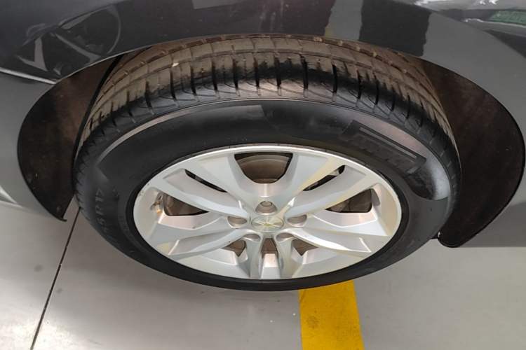 Used Chevrolet Malibu XL 2017 1.5T Automatic Ruichi Edition Right Rear Wheel Hub