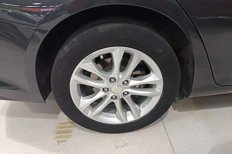 Used Chevrolet Malibu XL 2017 1.5T Automatic Ruichi Edition Right Rear Wheel Hub