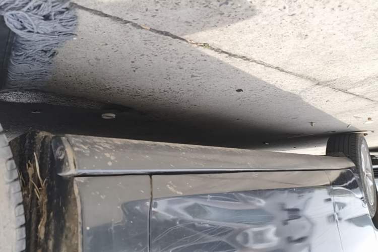 Used Chevrolet Malibu XL 2017 1.5T Automatic Ruichi Edition Right Side Sill