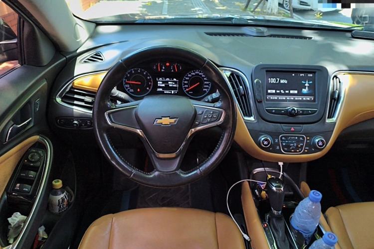 Used Chevrolet Malibu XL 2017 1.5T Automatic Ruichi Edition Steering Wheel