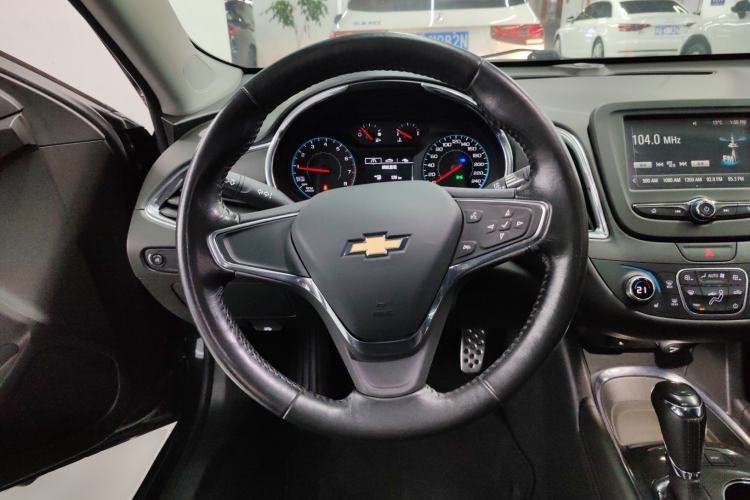 Used Chevrolet Malibu XL 2017 1.5T Automatic Ruichi Edition Steering Wheel