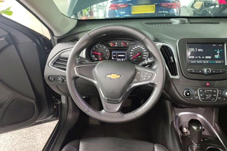 Used Chevrolet Malibu XL 2017 1.5T Automatic Ruichi Edition Steering Wheel