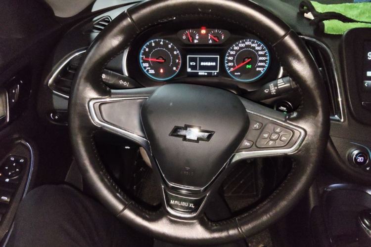 Used Chevrolet Malibu XL 2017 1.5T Automatic Ruichi Edition Steering Wheel