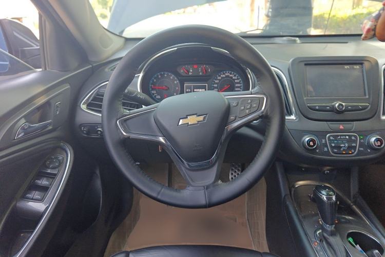 Used Chevrolet Malibu XL 2017 1.5T Automatic Ruichi Edition Steering Wheel