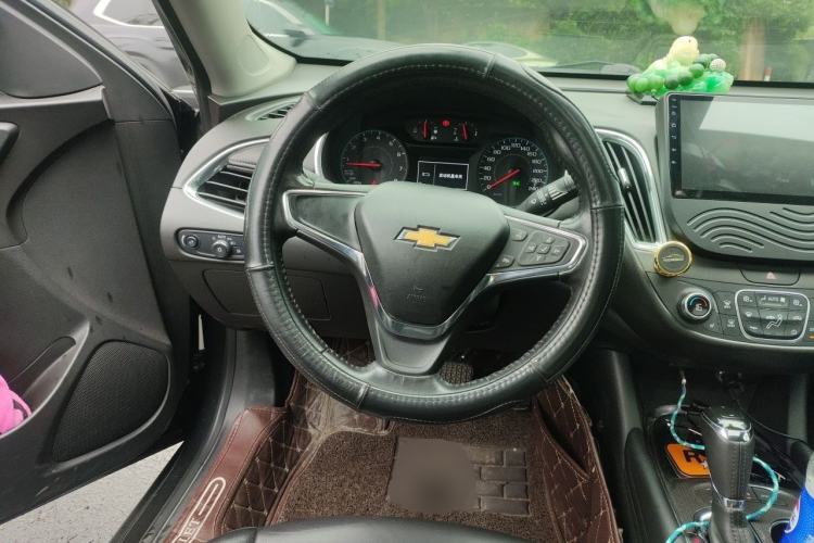 Used Chevrolet Malibu XL 2017 1.5T Automatic Ruichi Edition Steering Wheel