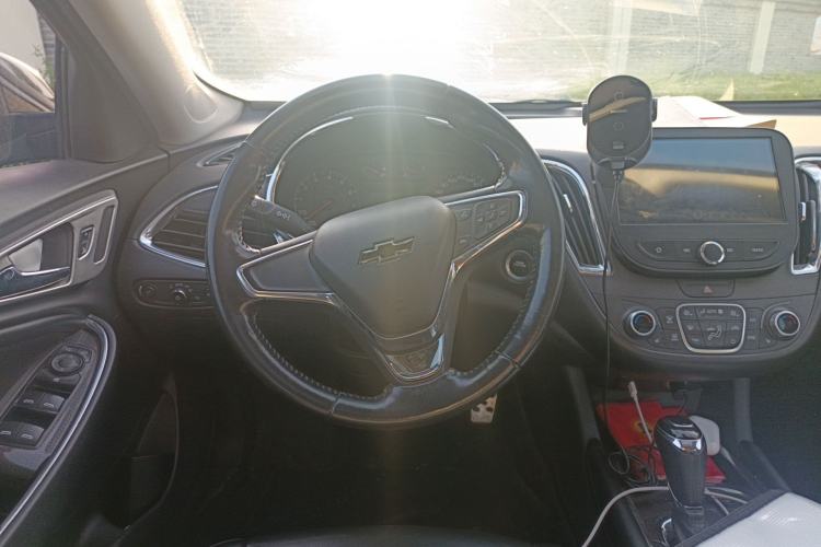 Used Chevrolet Malibu XL 2017 1.5T Automatic Ruichi Edition Steering Wheel