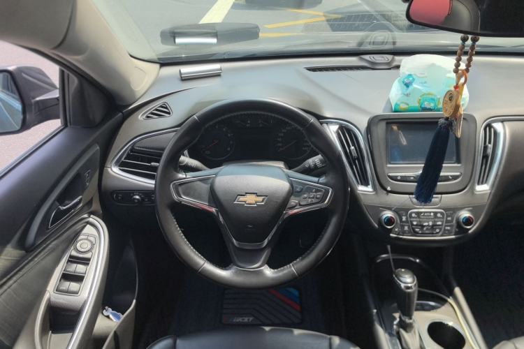 Used Chevrolet Malibu XL 2017 1.5T Automatic Ruichi Edition Steering Wheel