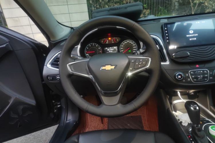 Used Chevrolet Malibu XL 2017 1.5T Automatic Ruichi Edition Steering Wheel