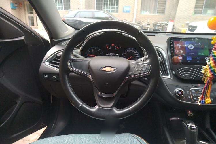 Used Chevrolet Malibu XL 2017 1.5T Automatic Ruichi Edition Steering Wheel