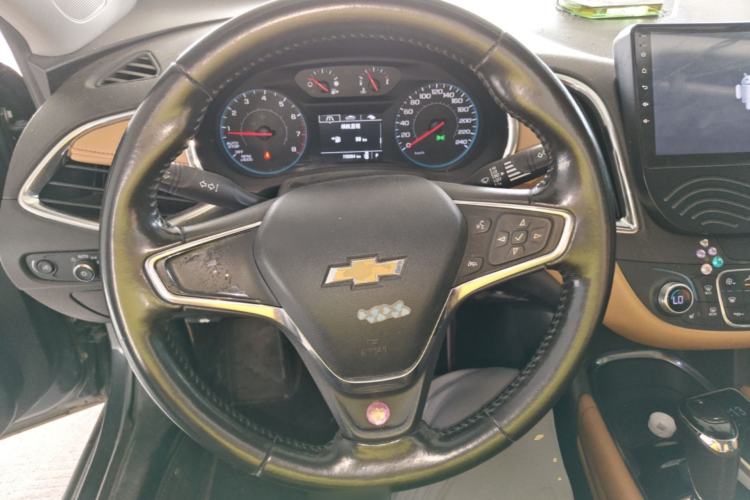 Used Chevrolet Malibu XL 2017 1.5T Automatic Ruichi Edition Steering Wheel