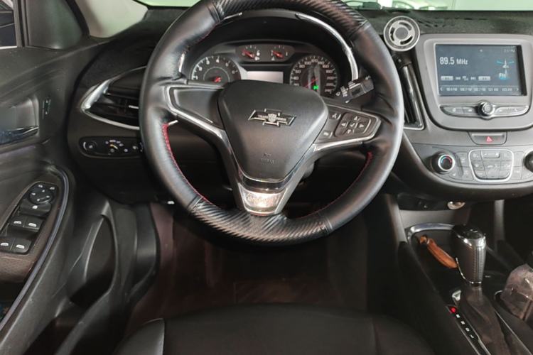 Used Chevrolet Malibu XL 2017 1.5T Automatic Ruichi Edition Steering Wheel
