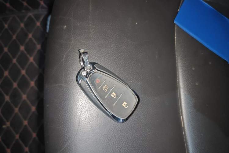 Used Chevrolet Malibu XL 2017 1.5T Automatic Ruichi Edition Vehicle Key