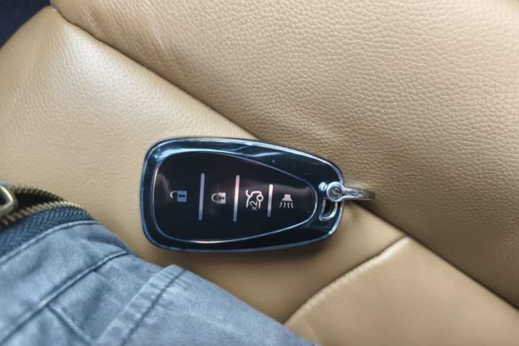 Used Chevrolet Malibu XL 2017 1.5T Automatic Ruichi Edition Vehicle Key