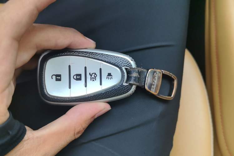 Used Chevrolet Malibu XL 2017 1.5T Automatic Ruichi Edition Vehicle Key