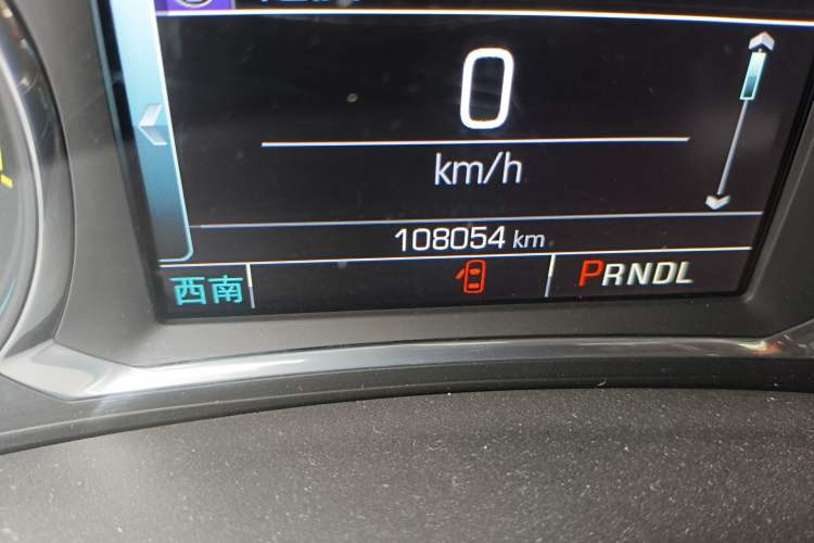 Used Chevrolet Malibu XL 2017 1.8L Full-Hybrid Ruishang Edition Odometer Close Up
