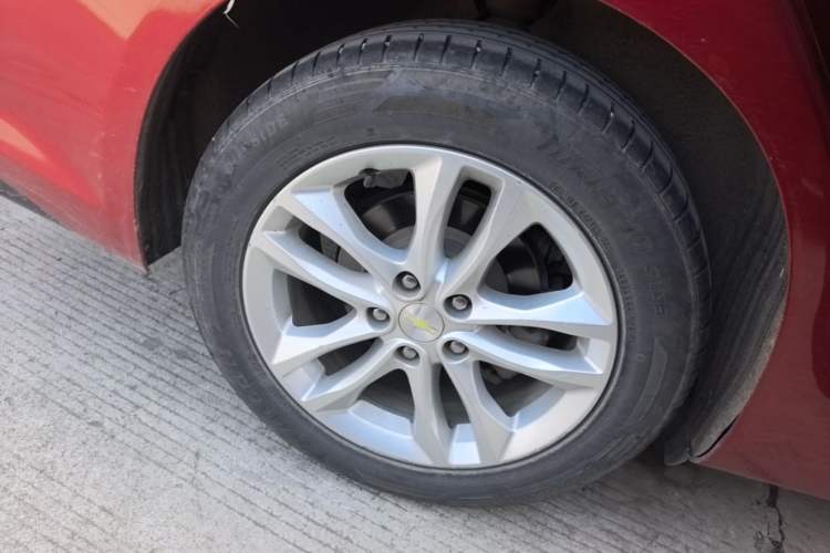 Used Chevrolet Malibu XL 2017 1.5T Automatic Ruichi Edition Right Rear Wheel Hub
