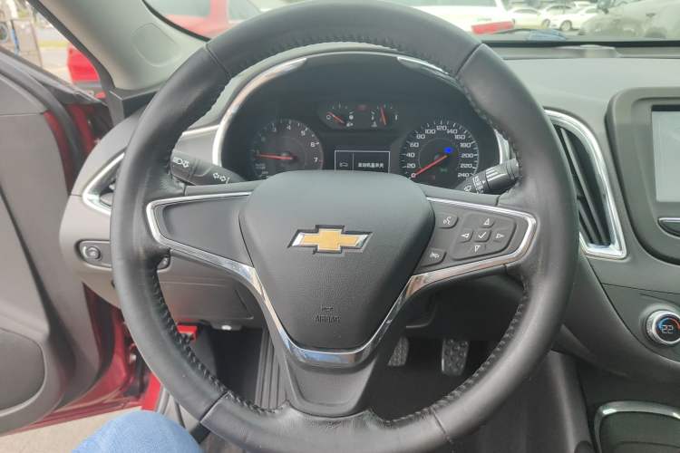 Used Chevrolet Malibu XL 2017 1.5T Automatic Ruichi Edition Steering Wheel