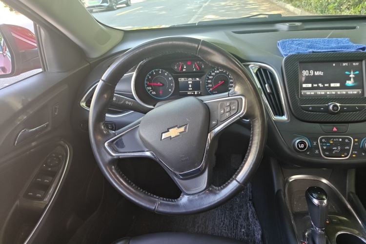 Used Chevrolet Malibu XL 2017 1.5T Automatic Ruichi Edition Steering Wheel
