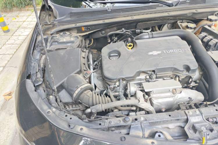 Used Chevrolet Malibu XL 2017 1.5T Automatic Ruichi Edition Engine Bay Right