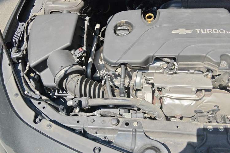 Used Chevrolet Malibu XL 2017 1.5T Automatic Ruichi Edition Engine Bay Right