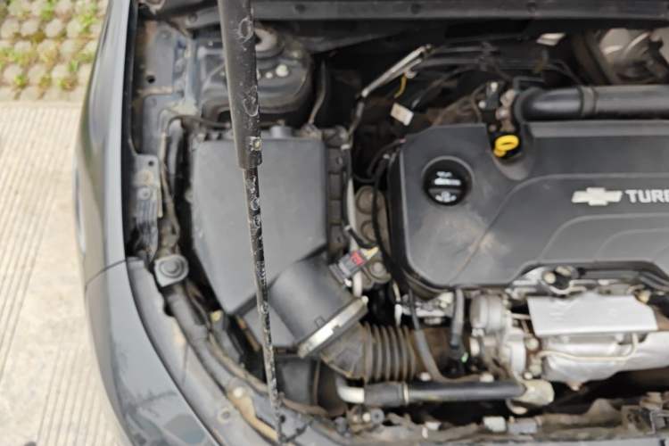 Used Chevrolet Malibu XL 2017 1.5T Automatic Ruichi Edition Engine Bay Right