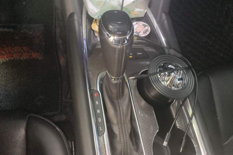 Used Chevrolet Malibu XL 2017 1.5T Automatic Ruichi Edition Gear Lever