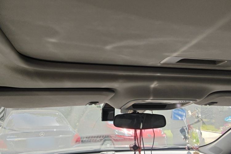 Used Chevrolet Malibu XL 2017 1.5T Automatic Ruichi Edition Headliner