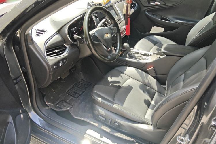 Used Chevrolet Malibu XL 2017 1.5T Automatic Ruichi Edition Interior 3