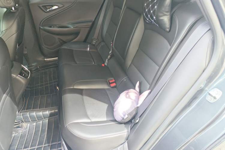 Used Chevrolet Malibu XL 2017 1.5T Automatic Ruichi Edition Left Rear Seat