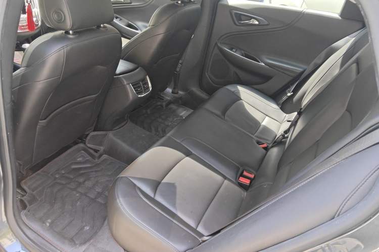 Used Chevrolet Malibu XL 2017 1.5T Automatic Ruichi Edition Left Rear Seat