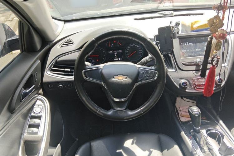 Used Chevrolet Malibu XL 2017 1.5T Automatic Ruichi Edition Steering Wheel