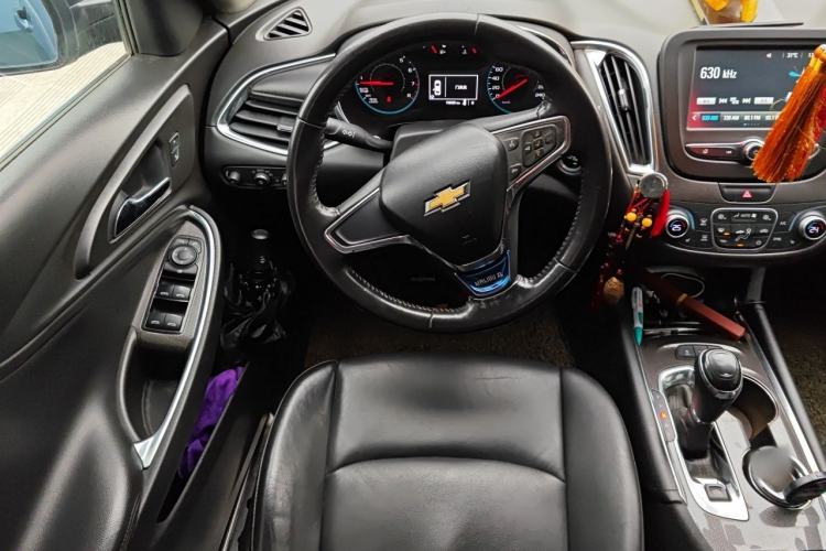 Used Chevrolet Malibu XL 2017 1.5T Automatic Ruichi Edition Steering Wheel