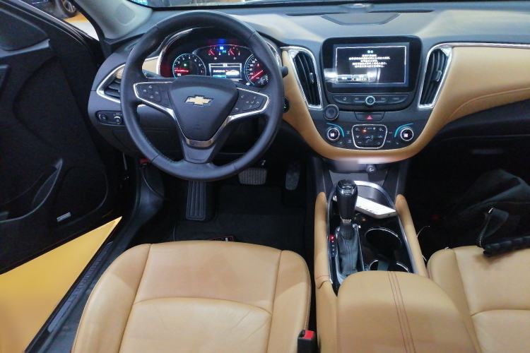 Used Chevrolet Malibu XL 2017 1.5T Dual-Clutch Ruimao Edition Steering Wheel