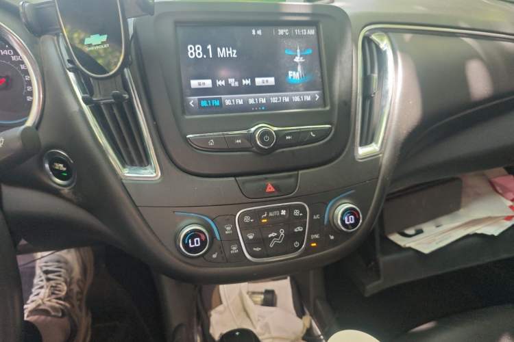 Used Chevrolet Malibu XL 2017 1.5T Automatic Ruichi Edition Audio And AC Panel