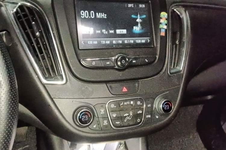 Used Chevrolet Malibu XL 2017 1.5T Automatic Ruichi Edition Audio And AC Panel