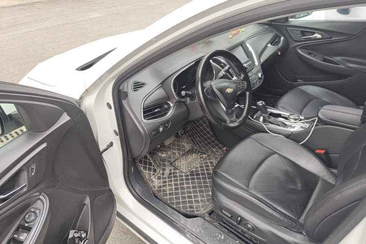 Used Chevrolet Malibu XL 2017 1.5T Automatic Ruichi Edition Driver Seat
