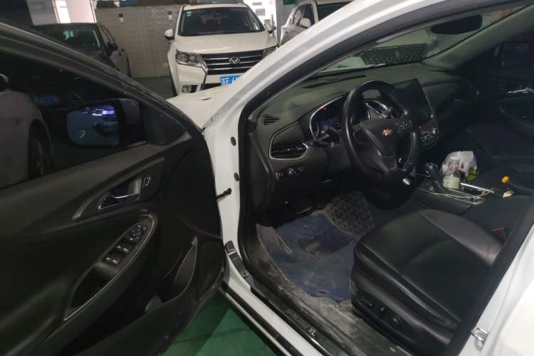 Used Chevrolet Malibu XL 2017 1.5T Automatic Ruichi Edition Driver Seat